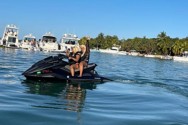 Miami Jet Ski Paradise Island  - Photo 1 of 8